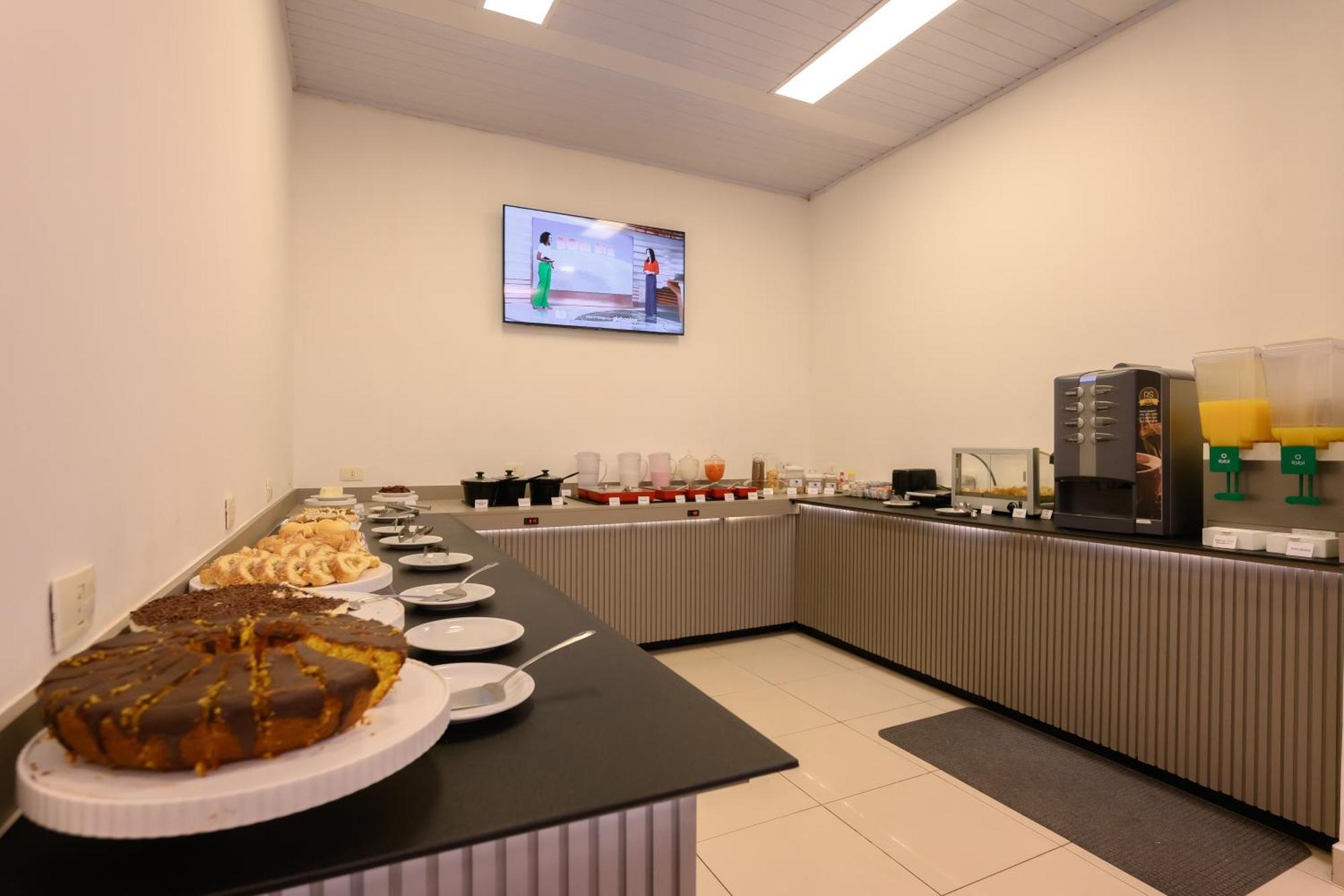 Hotel Colonial ايتابتشننجا المظهر الخارجي الصورة